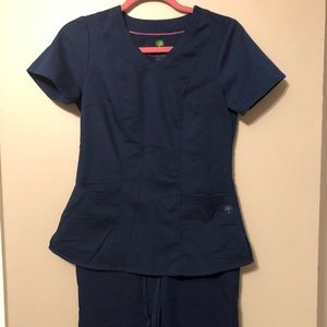 Healing Hands Scrub Set